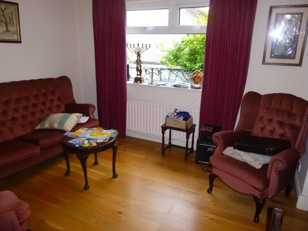 골웨이 Dun Roamin B&B 외부 사진